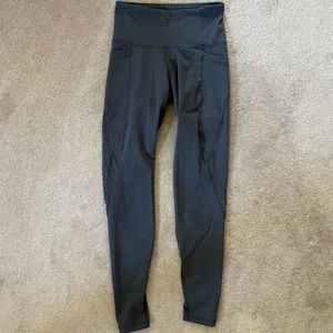 Old Navy Gray GoDry Elevate Legging Size S
